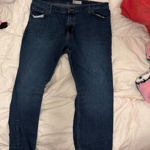 Straight fit